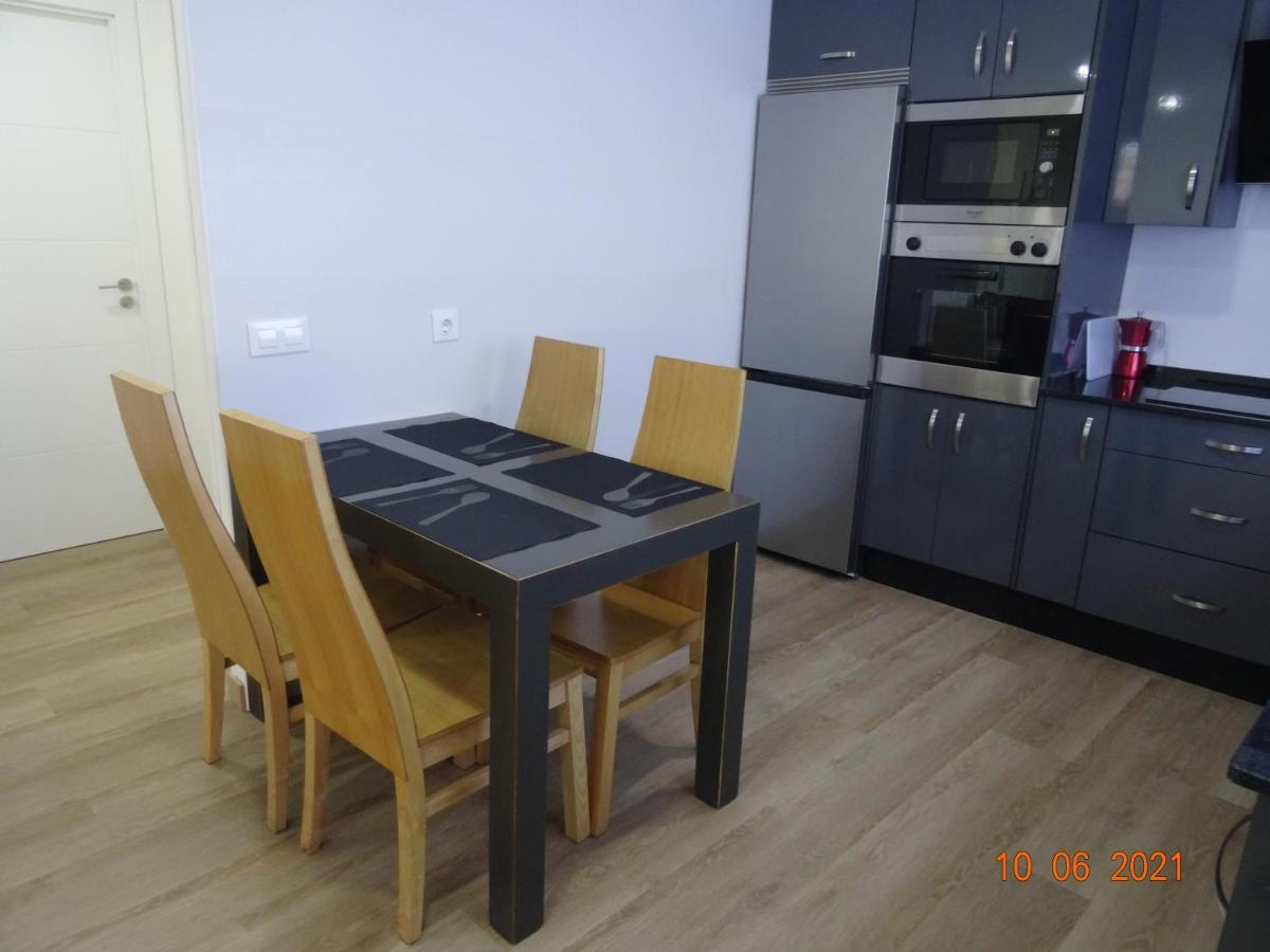 Apartamentos Casa Manolo Понтеведра Екстериор снимка